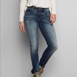 BUCKLE BLACK “SKINNY” Great condition!